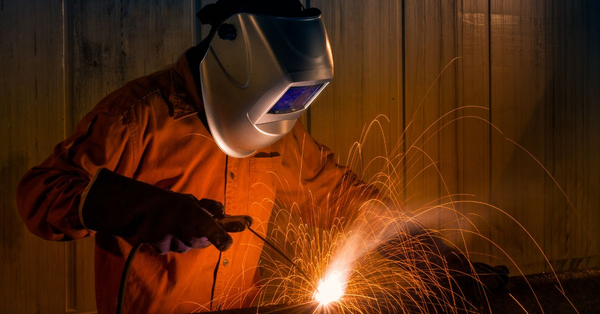 Quali controlli di sicurezza effettuare sulle saldatrici?