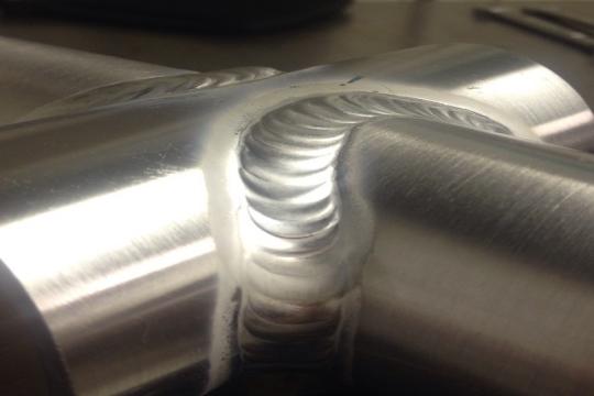 Why are aluminum products not easy to weld?